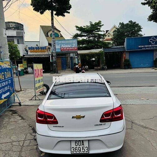 Chevrolet Cruze LT 2017 Trắng Dưới 1 vạn