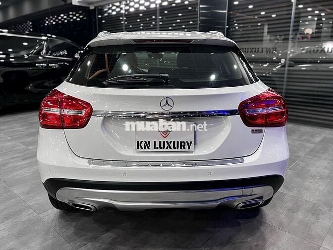 Mercedes-Benz GLA 200 2016 Trắng 1.6L Turbo