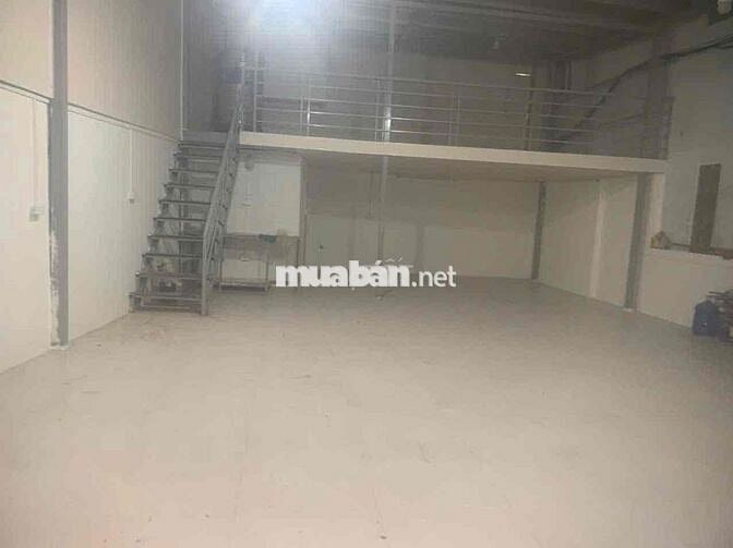 Cho thuê nhà ở, kho hàng hoặc VP kinh doanh 10tr Ngõ 4 Kim Đồng