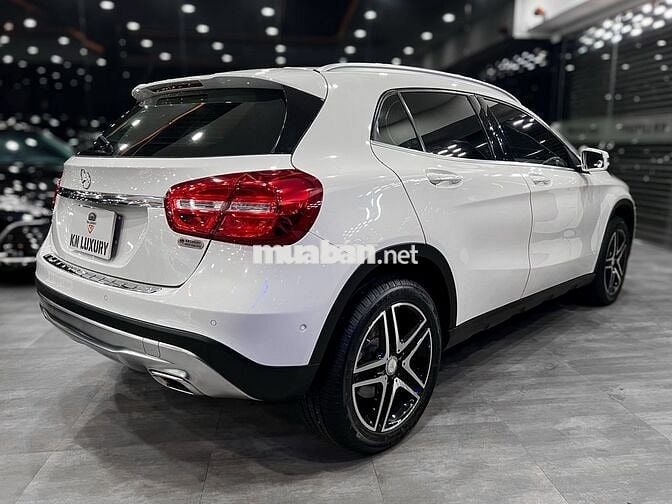 Mercedes-Benz GLA 200 2016 Trắng 1.6L Turbo