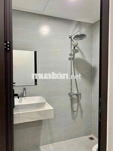 Cho Thuê Nhà 3 Tầng 6pn, 5wc, Full Nội Thất, Khu Biển Hồ Nghinh