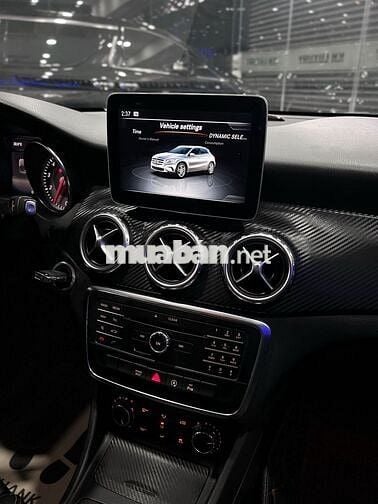 Mercedes-Benz GLA 200 2016 Trắng 1.6L Turbo