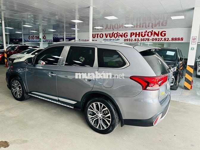 Mitsubishi Outlander 2.0 Premium 2016 nhập nhật