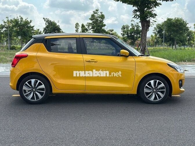Suzuki Swift GLX 1.2CVT 2020 Vàng 57.500 km