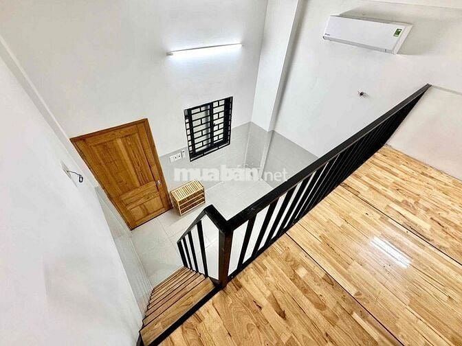 Trống gác trung tâm Q7 KCX VNG SECC SC Vivo Tân Thuận Big C Go UFM NTT