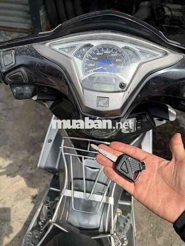 Honda Air Blade 2014 Trắng Zin êm