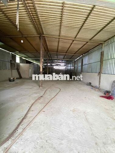Cho thuê kho xưởng 400m gần Đặng Thúc Vịnh