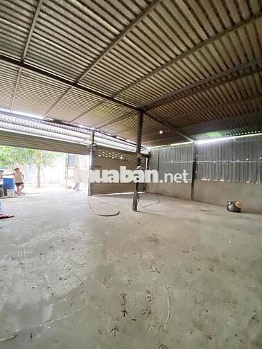 Cho thuê kho xưởng 400m gần Đặng Thúc Vịnh