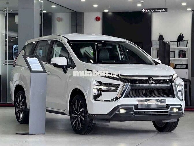 Mitsubishi Xpander Premium 7 chỗ - Trắng - 579Tr