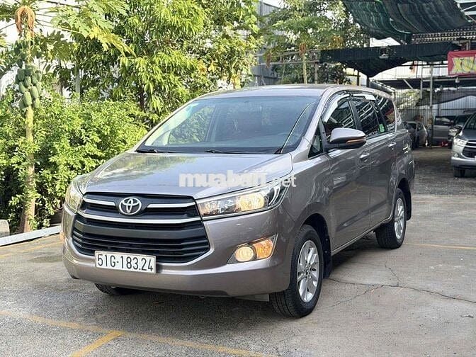 Toyota Innova 2.0E MT 2018 Số sàn Nâu