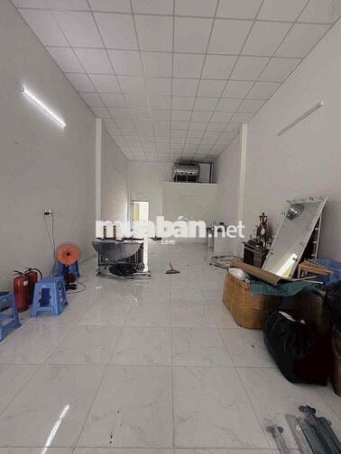 cho thuê kho 125m2 mới đep trống suốt hẻm xe tải thông