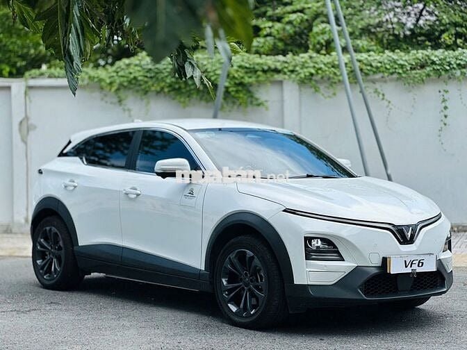 VinFast VF6 Plus 2026 Trắng 1700 km