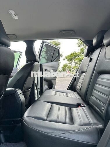 Nissan Kicks 2023 V cao cấp Trắng