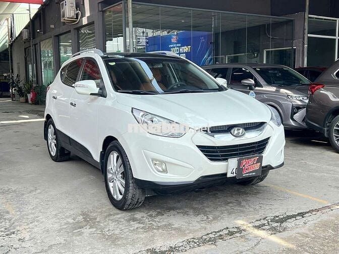 Hyundai Tucson 2011 2.0L xăng,màu trắng, nhập Hàn