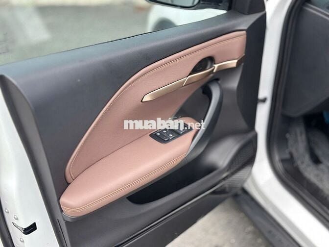 VinFast VF6 Plus 2026 Trắng 1700 km