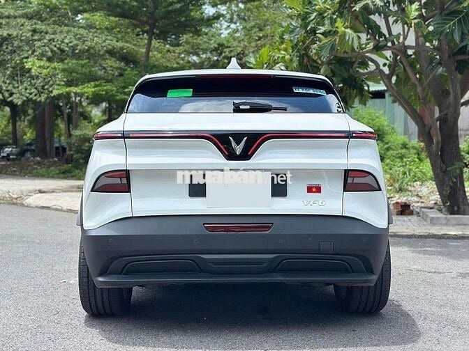 VinFast VF6 Plus 2026 Trắng 1700 km