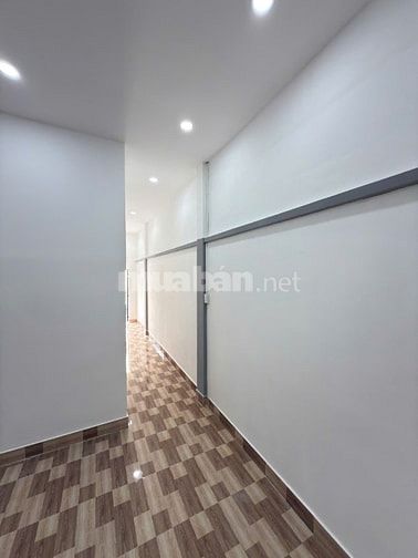 BÁN C.CƯ GIÁ RẺ LẦU 2 LƯU XUÂN TÍN, P.10, Q.5, 1.69 TỶ.
