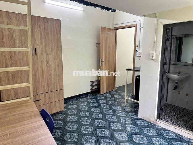 CHO THUÊ PHÒNG MỚI MẶT TIỀN ĐƯỜNG CÁCH HUFLIT BA GIA 700m