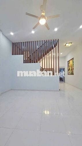 Nhà mới 100% trệt 3 lầu sân thượng đường số 10 KDC vĩnh lộc
