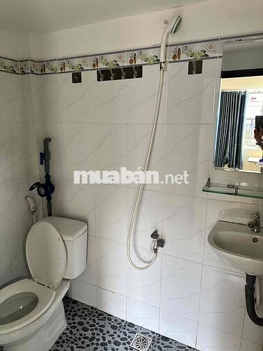 CHO THUÊ PHÒNG MỚI MẶT TIỀN ĐƯỜNG CÁCH HUFLIT BA GIA 700m