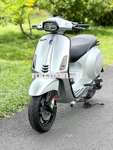 Piaggio Sprint 125cc 2019 Bạc 20000 km.Siêu Keng