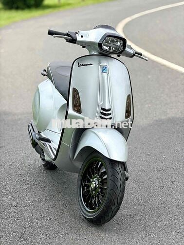 Piaggio Sprint 125cc 2019 Bạc 20000 km.Siêu Keng