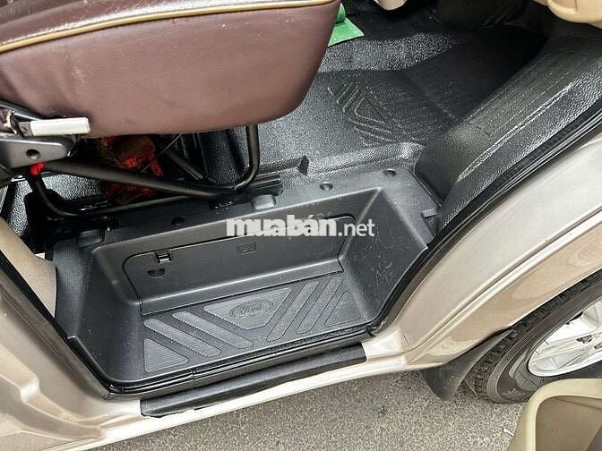 Ford Transit Limited 2018 Odo chuẩn 142k km