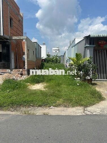 Mặt tiền đường kinh doanh, ngay đường Ba Sa, sau KCN Tây Bắc 