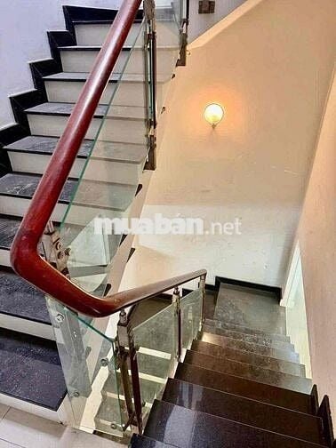 Cho Thuê Nhà Hẻm Xe Tải DT 5x15 1Trệt 2Lầu 3Pn 4Wc Sân Ôtô Sân Thượng