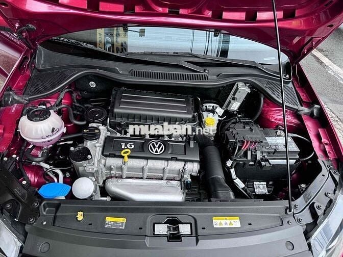 Volkswagen Polo 1.6 AT 2016 37000km Đỏ