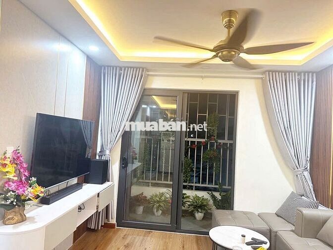 Hàng Hiếm Iris Tower – 2PN, 2 Ban Công, Sổ Hồng