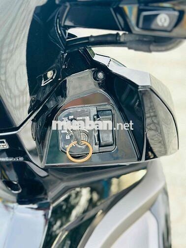 AIRBLADE ĐÈN LED BẢN ĐẶC BIỆT ODO THẤP MÁY ZIN