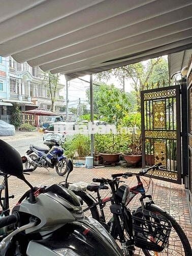 CHỈ 1 CĂN *** GIÁ RẺ,NHÀ MẶT TIỀN Đ,LÊ CHÂN KDC 91B