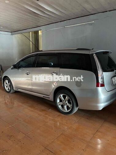 Mitsubishi Grandis 7 chỗ Số tự động Bạc