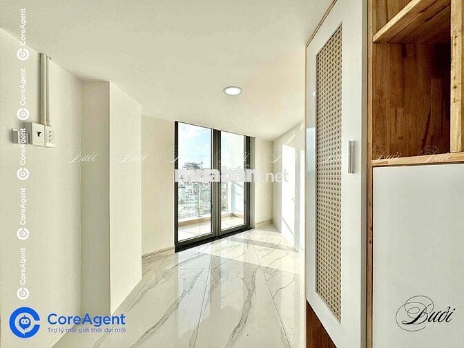 PHÒNG MỚI XÂY THANG MÁY FULL NT GẦN ĐH CÔNG THƯƠNG VĂN HIẾN