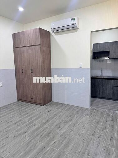 Phòng trọ tách bếp, Phạm Văn Bạch, có thang máy, không chung chủ