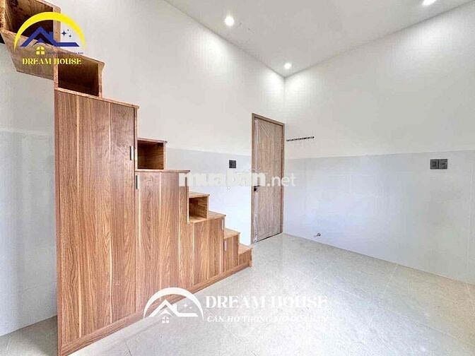 CHDV MỚI XÂY - TOÀ THANG MÁY - RỘNG Ở 3-4 BẠN - GẦN ĐẦM SEN