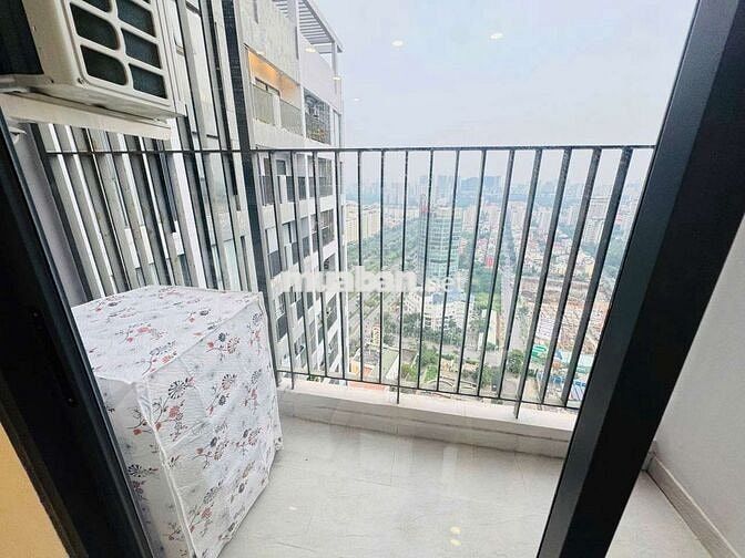 bán căn góc lầu 5 chung cư 141bis điện biên Phủ sổ hồng 65m2 có 2pn 