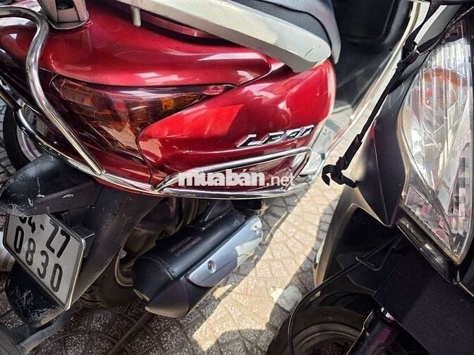 Honda Lead Đỏ cốp rộng