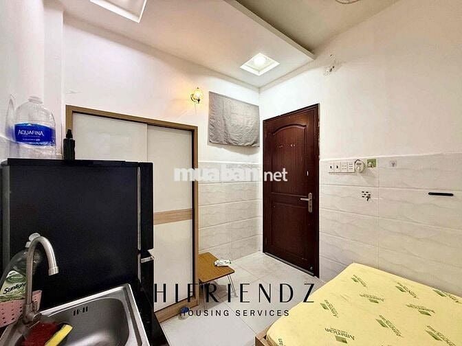 CHO THUÊ STUDIO ĐẦY ĐỦ NỘI THẤT GIÁ RẺ NGAY TÊN LỬA - CÓ THANG MÁY.