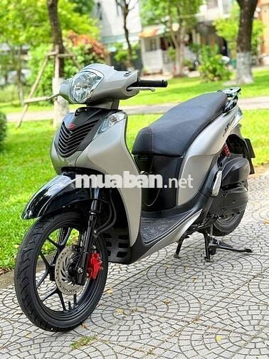 Honda SH Mode 2015 Bạc. nợ xấu đưa 10tr lấy xe