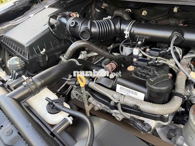 Toyota Innova 2.0E 2018MT CHUẨN KM RẤT ĐẸP