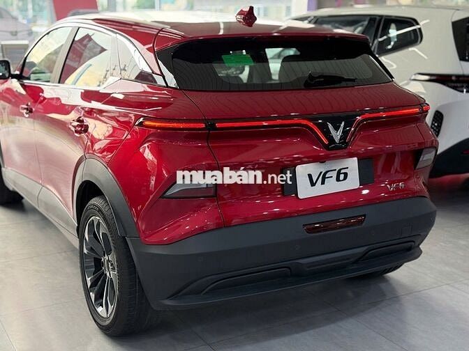 VF6 Nhận xe chỉ từ 92 triệu đồng