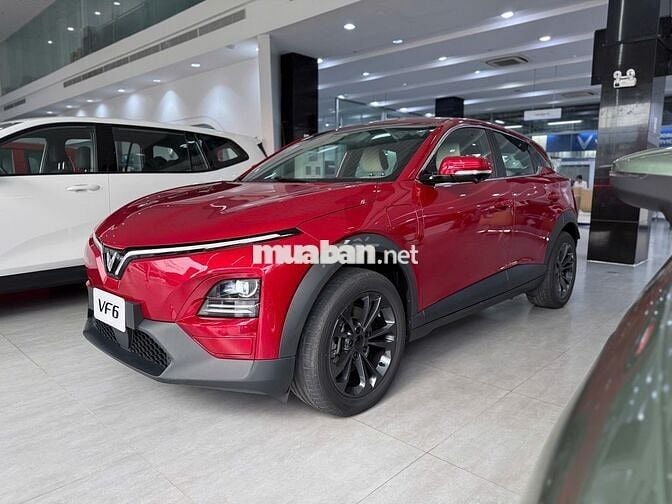 VF6 Nhận xe chỉ từ 92 triệu đồng