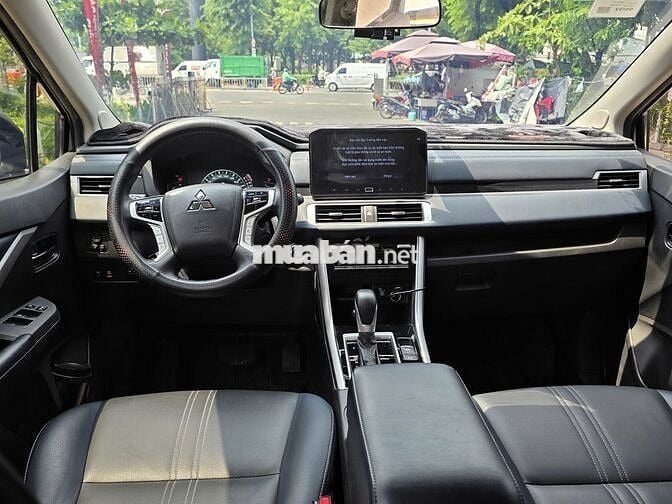 Xpander Cross 2025 35.000km (giá còn thương lượng)