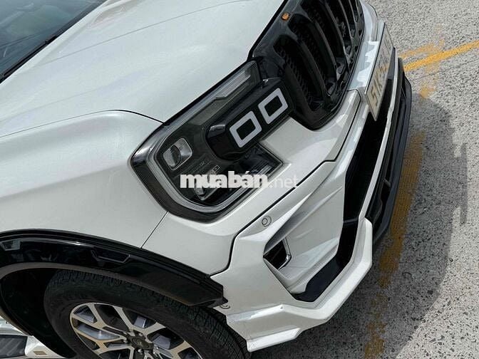 Ford Everest BiTurbo Victor 2024 Trắng 32.000 km