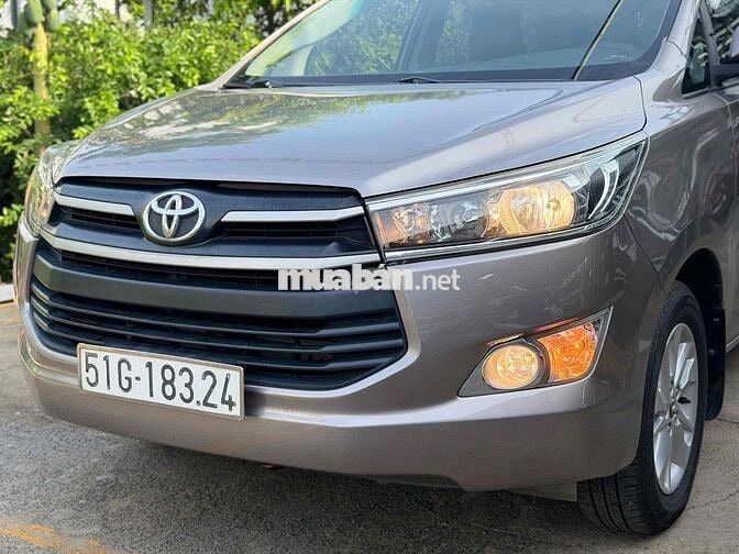 Toyota Innova 2.0E 2018MT CHUẨN KM RẤT ĐẸP