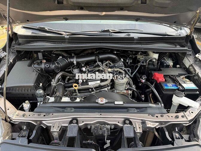 Toyota Innova 2.0E 2018MT CHUẨN KM RẤT ĐẸP