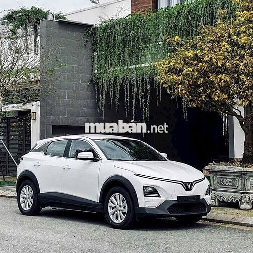VF6 Nhận xe chỉ từ 92 triệu đồng