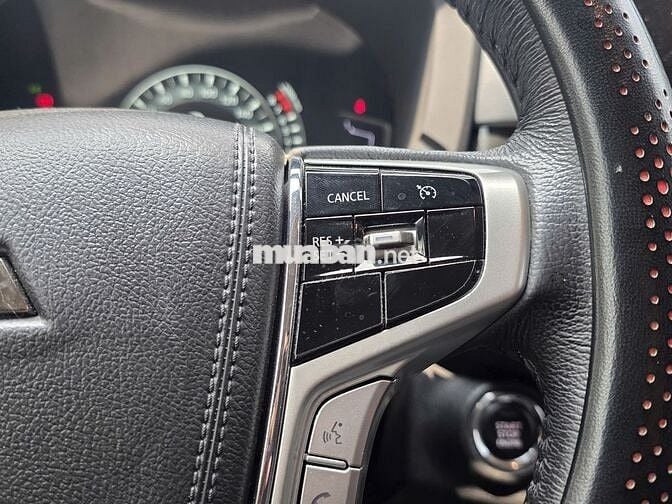 Xpander Cross 2025 35.000km (giá còn thương lượng)